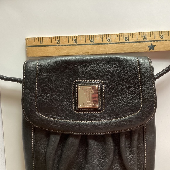 $20 Tignanello Leather Crossbody Bag. Black 24” drop strap. - Picture 9 of 11